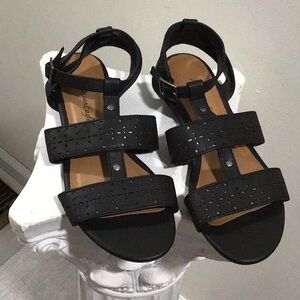Black Sandals-American Eagle  size 5